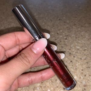 Kylie Holiday Dancer Metal Liquid Lipstick